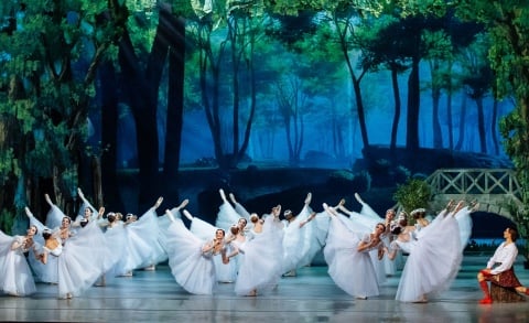 13.03.2025 - Het Nationale Ballet van Moldavië - La Sylphide (4).jpg