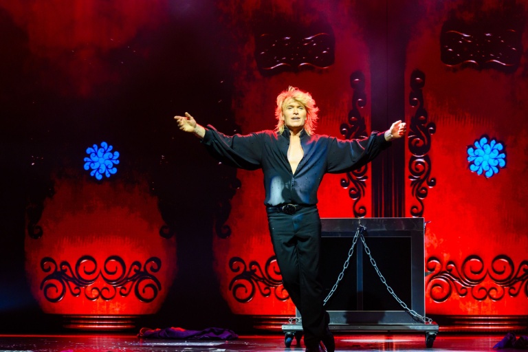 Hans Klok - Face the Future