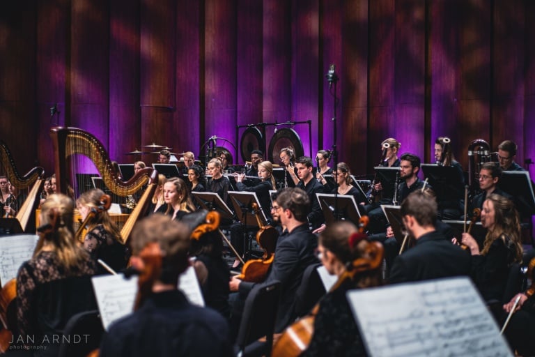 Suol Philharmonic - West en Oost